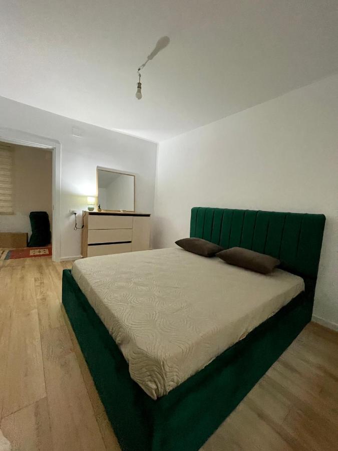 Elma'S Apartament Center Of Tirana Buitenkant foto